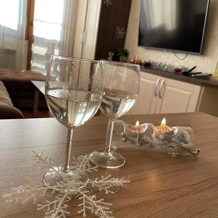 In Belvedere Club 550 M From Lift