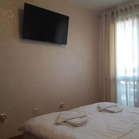 In Belvedere Club 550 M From Lift Apartamento *