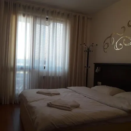 Apartamento In Belvedere Club 550 M From Lift