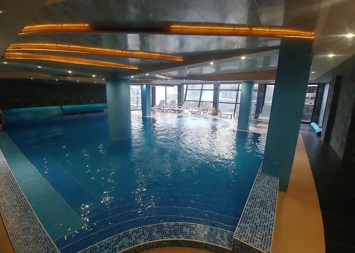 In Belvedere Club 550 M From Lift Apartament