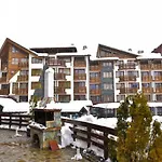 In Belvedere Club 550 M From Lift Apartment *