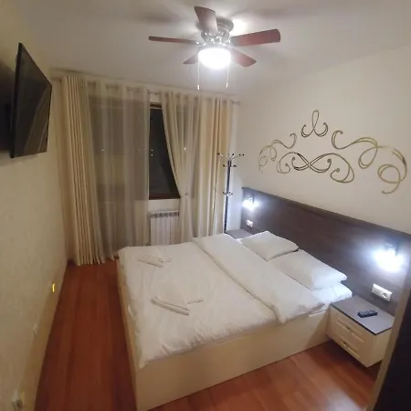 In Belvedere Club 550 M From Lift