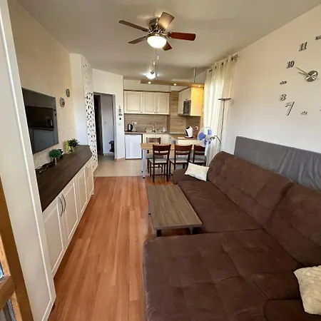 In Belvedere Club 550 M From Lift Apartment