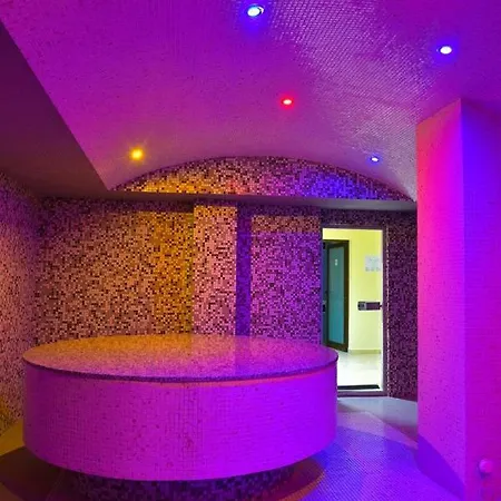 In Belvedere Club 550 M From Lift Апартамент *