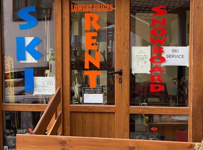 In Belvedere Club 550 M From Lift Apartment