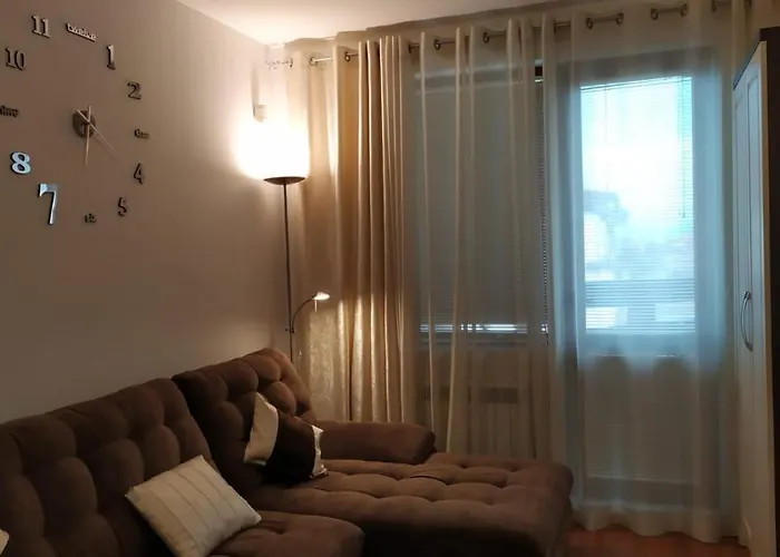 Apartment In Belvedere Club 550 M From Lift