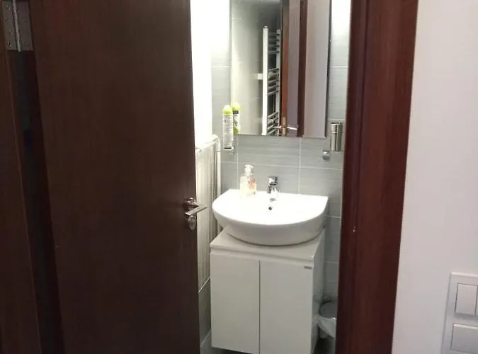 Apartment In Belvedere Club 550 M From Lift