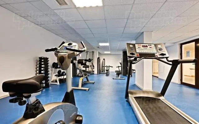 In Belvedere Club 550 M From Lift *